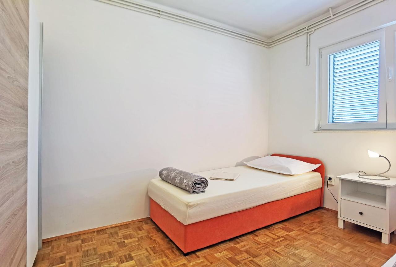 Apartman Danijela Vodice Exterior photo